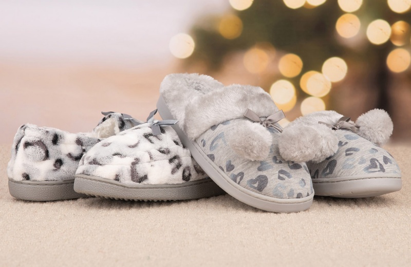 5 Things You Need To Know About Sending Warm Slippers As Christmas Gifts