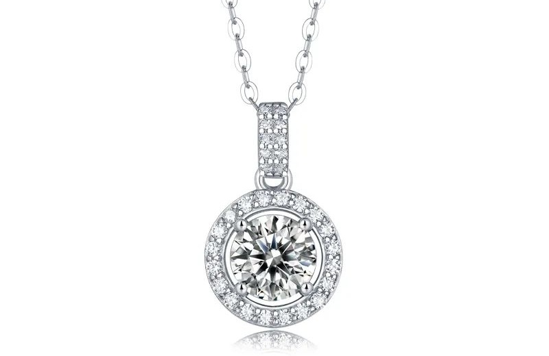 Advantages Of The Diamond Necklace