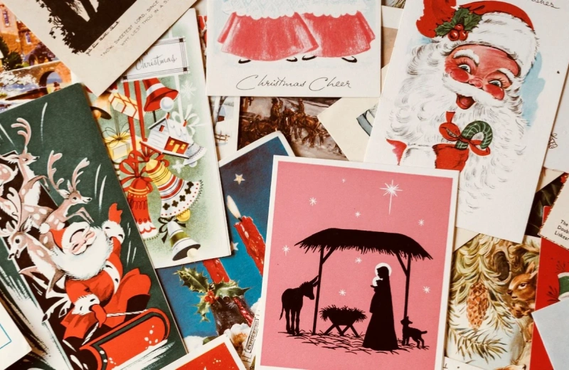 Best Features Of Traditional Christmas Cards